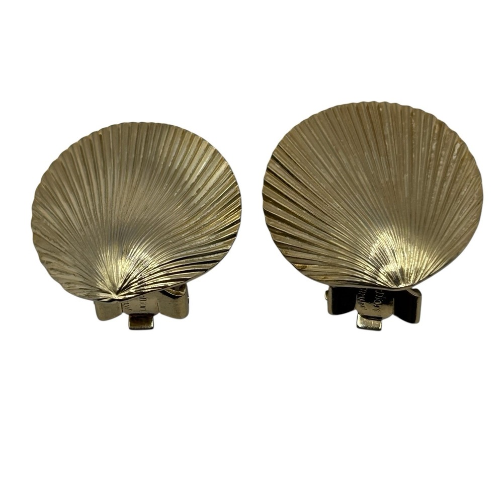Christian Dior Earrings Sea Shell Clip On Vintage 70s Gold Tone Vacation Germany - Picture 3 of 16
